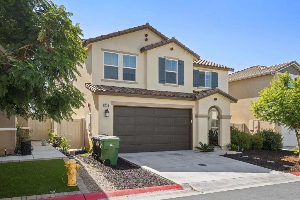 Photo of 10719 Porter TER, Spring Valley, CA 91978 (MLS # PTP2607143)