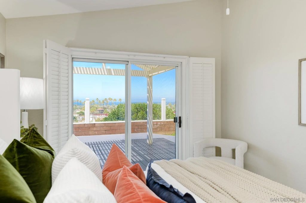 Photo of 7111 Linden TER, Carlsbad, CA 92011 (MLS # 260014632)