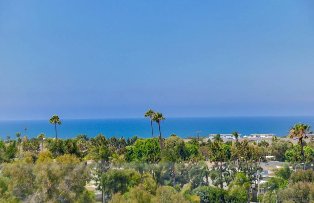 Photo of 7111 Linden TER, Carlsbad, CA 92011 (MLS # 260014632)