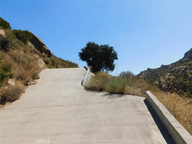 475 BOX CANYON