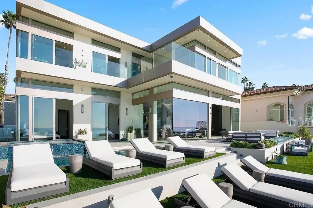 Photo of 6436 Camino De La Costa, La Jolla, CA 92037 (MLS # NDP2607008)
