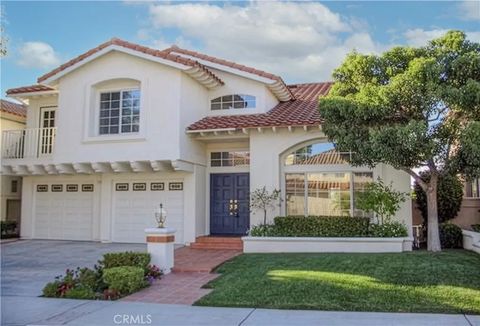 Photo of 26035 Ravenna Rd, Mission Viejo, CA 92692 (MLS # OC25236483)