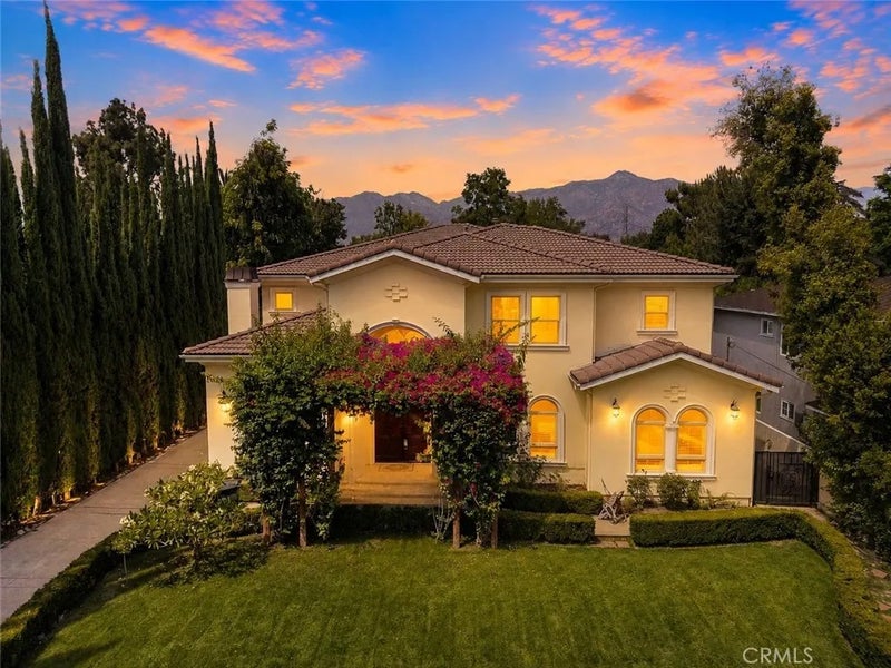 3255 Lombardy Road