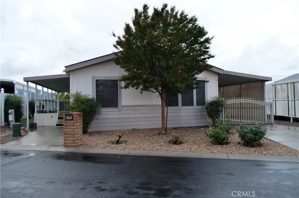 Photo of 44725 State Highway 74 #240, Hemet, CA 92544 (MLS # SW25261687)