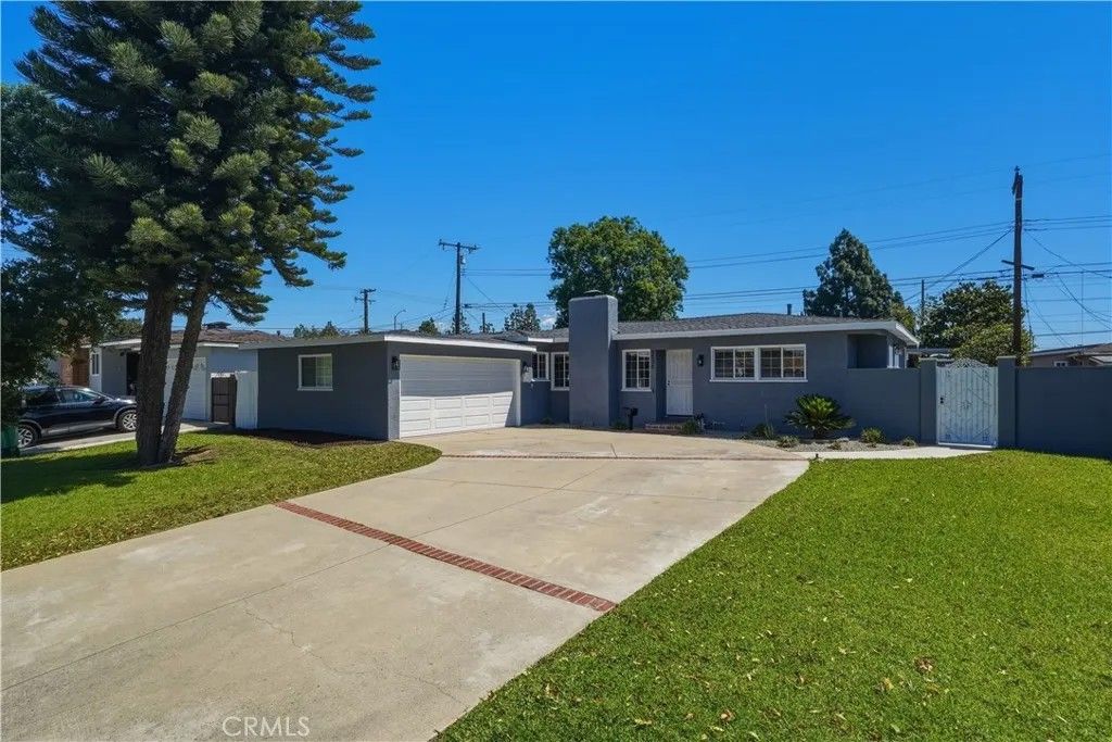 Photo of 4536 N Linda Terrace Drive, Covina, CA 91722 (MLS # CV26084533)