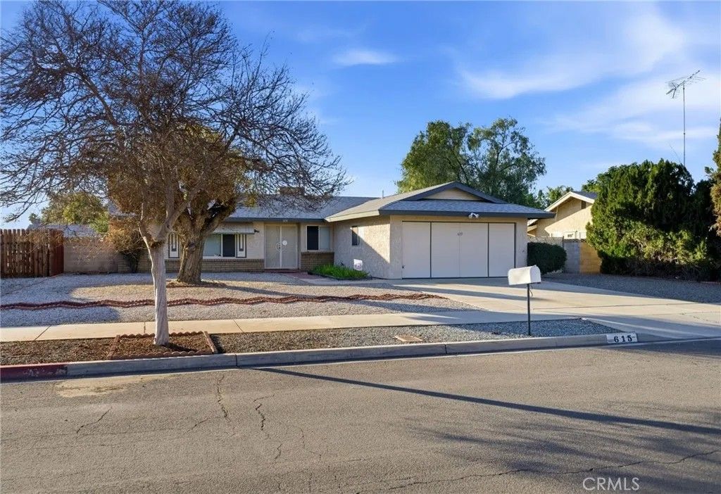Photo of 615 Kerilyn Lane, Hemet, CA 92544 (MLS # SW26015428)