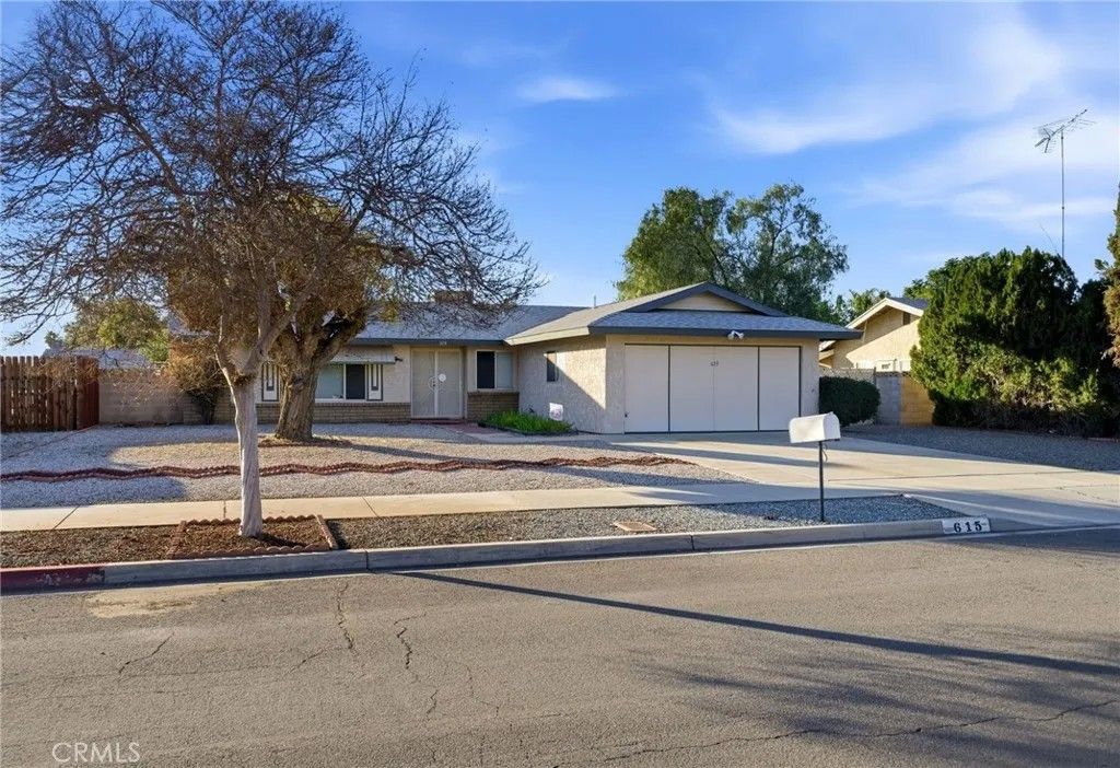Photo of 615 Kerilyn Lane, Hemet, CA 92544 (MLS # SW26015428)
