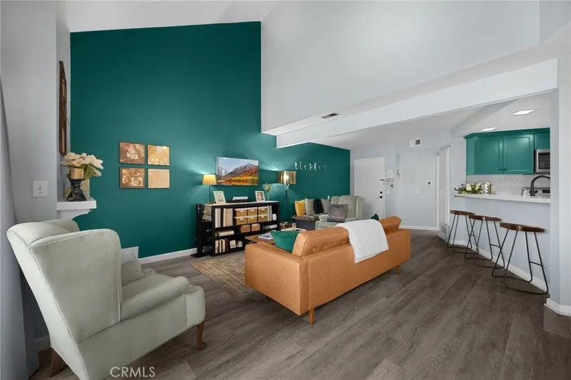 2773 Pine Creek
