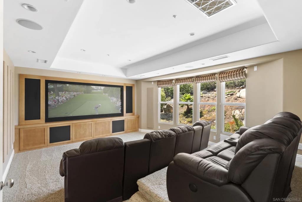 Photo of 14998 Budwin Ln, Poway, CA 92064 (MLS # 260010873)