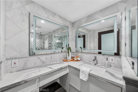 Tiny photo for 2601 E Ocean BLVD #807, Long Beach, CA 90803 (MLS # PW26103984)