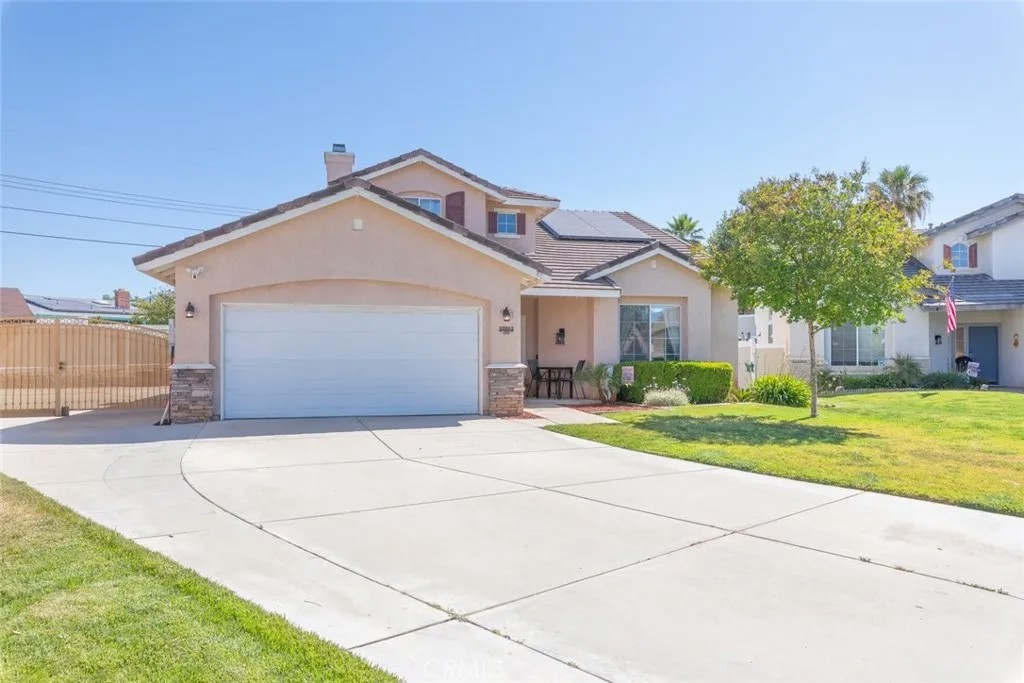 33852 Glenoaks