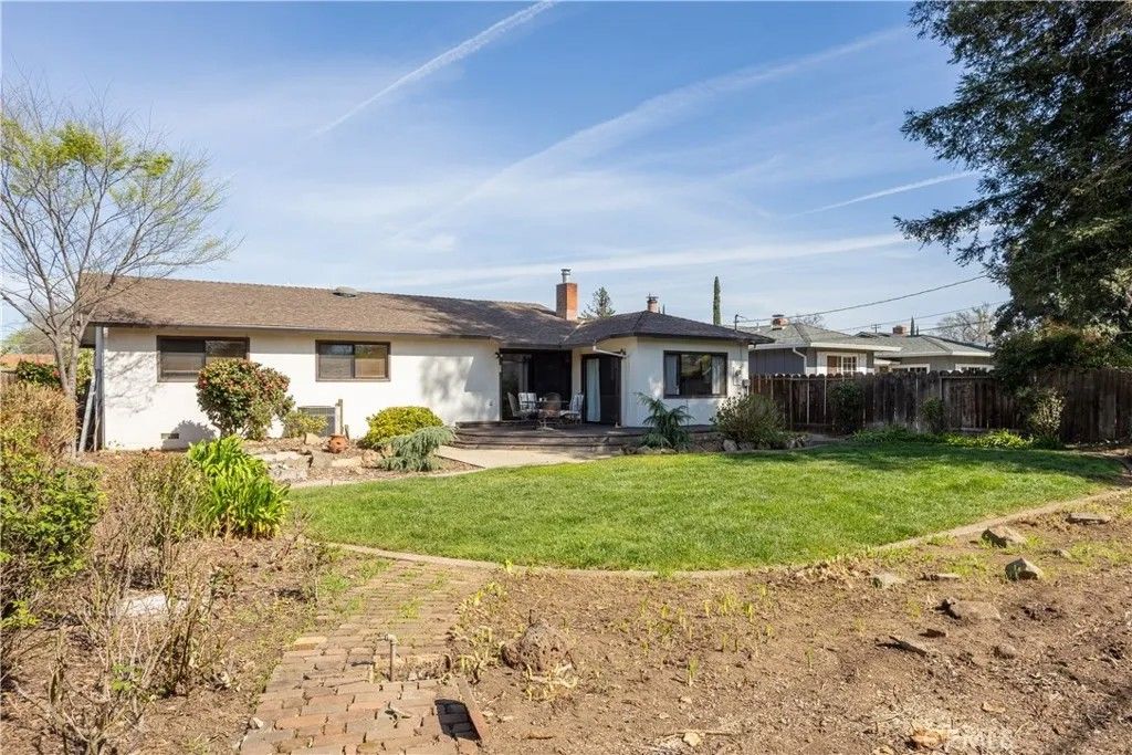 Photo of 12 Jean Lane, Chico, CA 95926 (MLS # SN26056449)