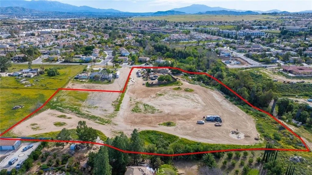 Photo of 14435 Wood Road, Riverside, CA 92508 (MLS # IV26051947)