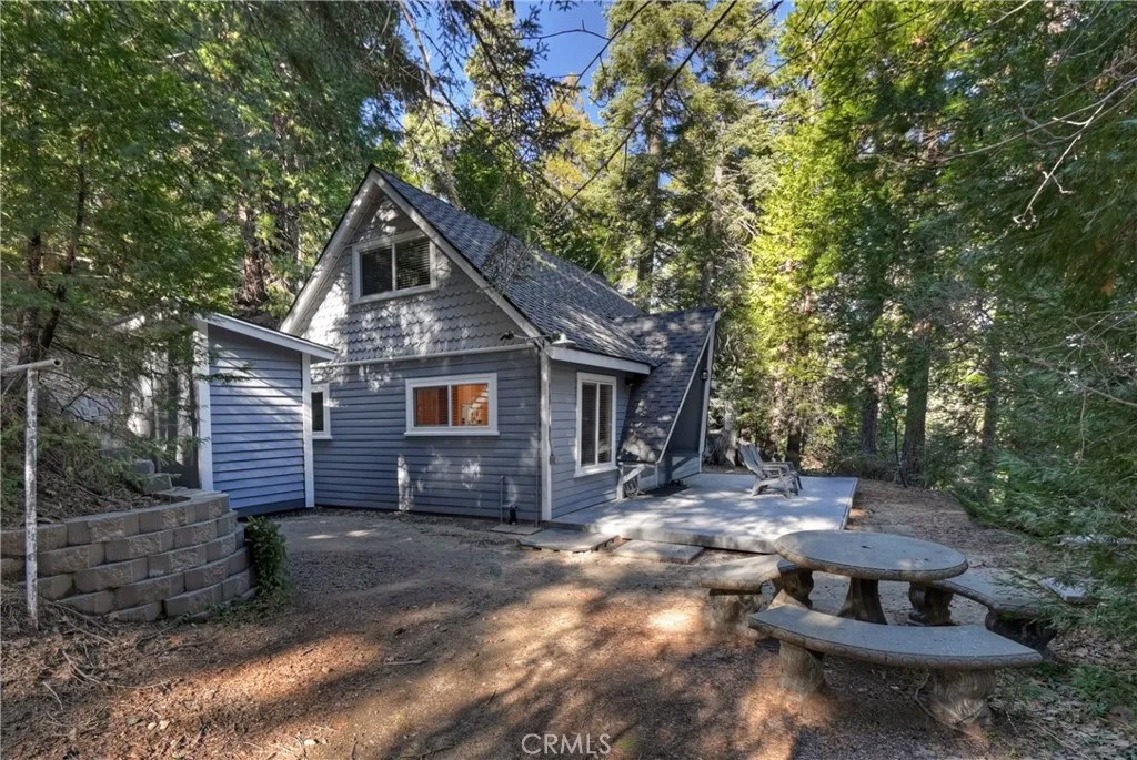 28999 Cedar Terrace
