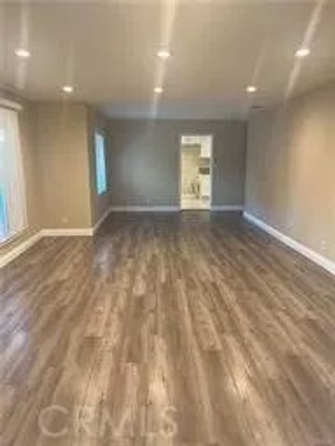 Photo of 11145 Roscoe Boulevard, Sun Valley, CA 91352 (MLS # GD26103937)
