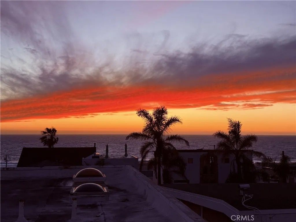 Photo of 89 Bayview Dr, Manhattan Beach, CA 90266 (MLS # SB26037320)