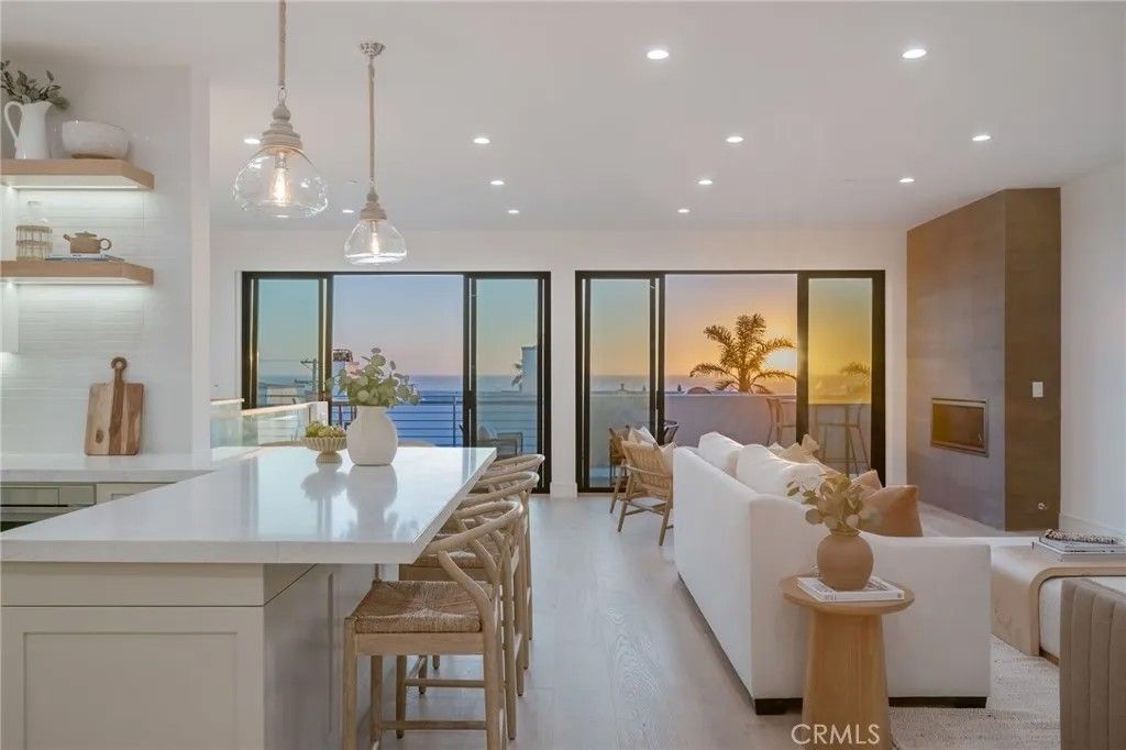 Photo of 89 Bayview Dr, Manhattan Beach, CA 90266 (MLS # SB26037320)