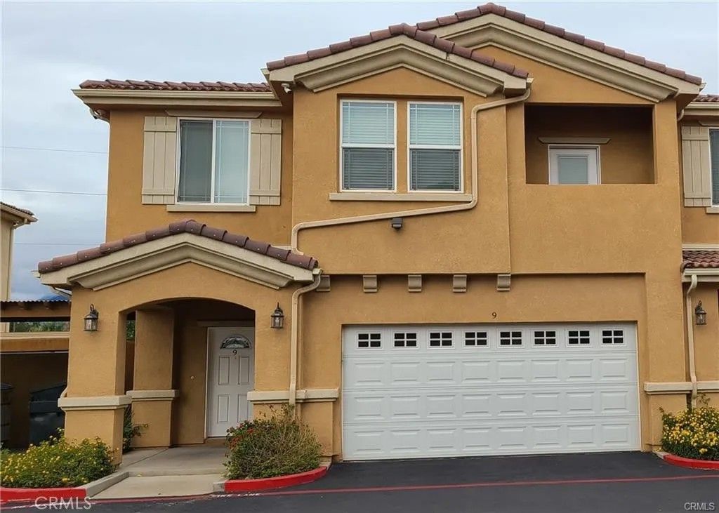 Photo of 8185 Banana Avenue #9, Fontana, CA 92335 (MLS # CV26079342)