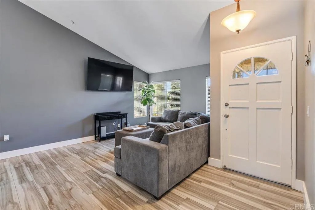 24131 Del Amo Rd