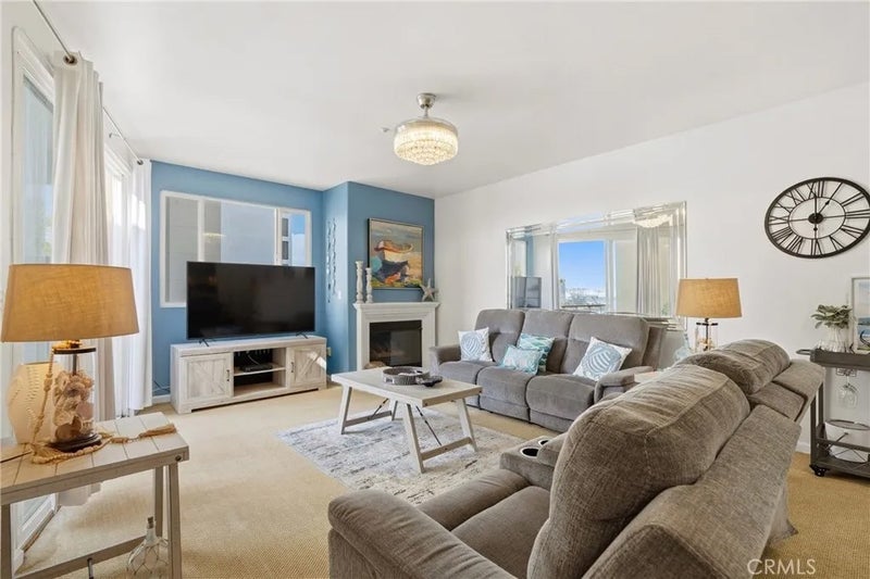 1400 E Ocean Boulevard 2403