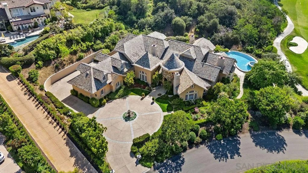 6253 Clubhouse Drive