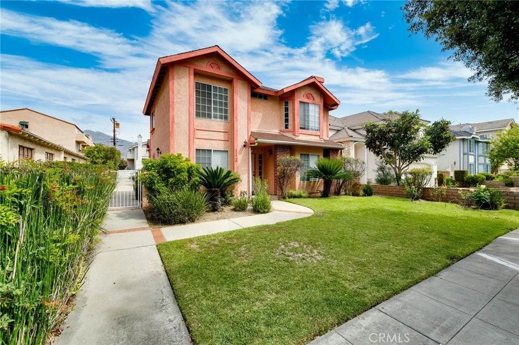 Photo of 113 Diamond St, Arcadia, CA 91006 (MLS # AR26079933)