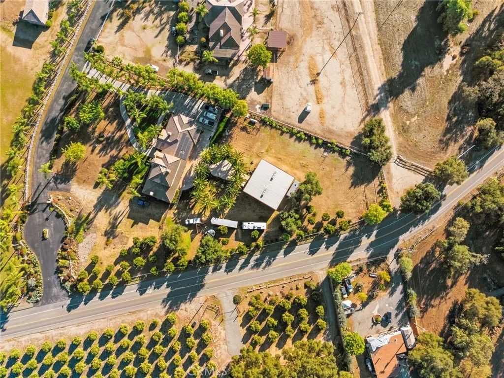 Photo of 28476 Almona Way, Valley Center, CA 92082 (MLS # SW26052465)