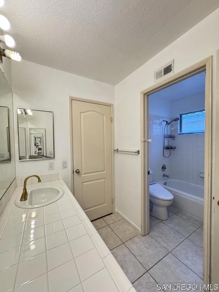 7758 Prairie Shadow RD