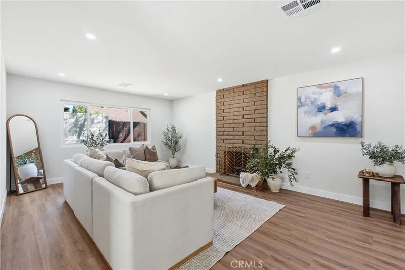 577 Bishop Place