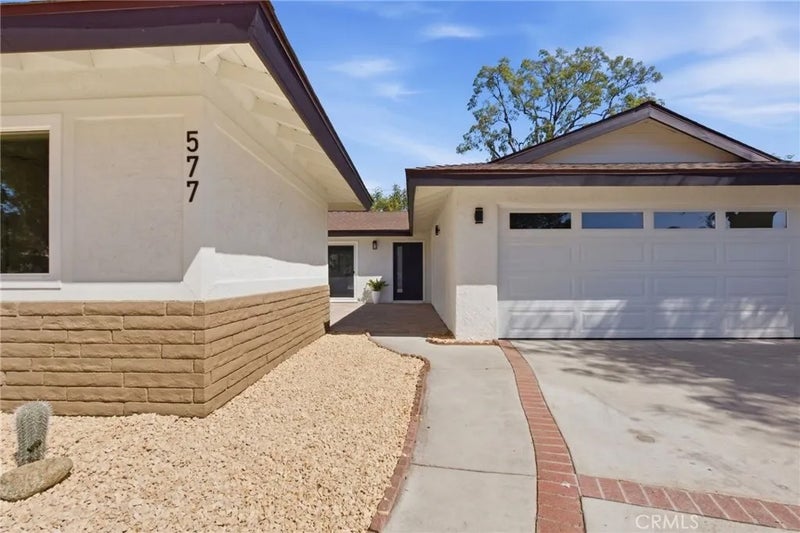577 Bishop Place