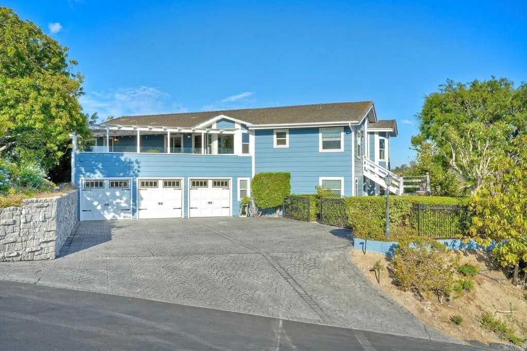 Photo of 1413 Trabert Ranch Road, Encinitas, CA 92024 (MLS # NDP2608082)