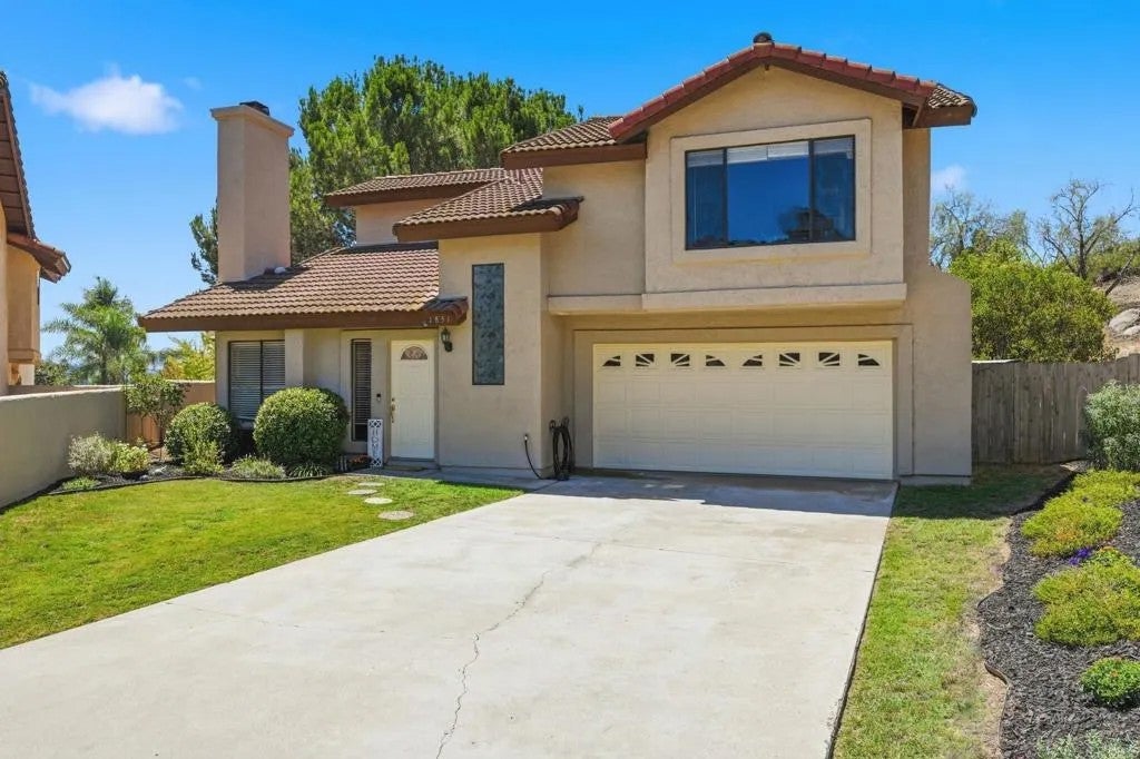 1851 Normandy Glen