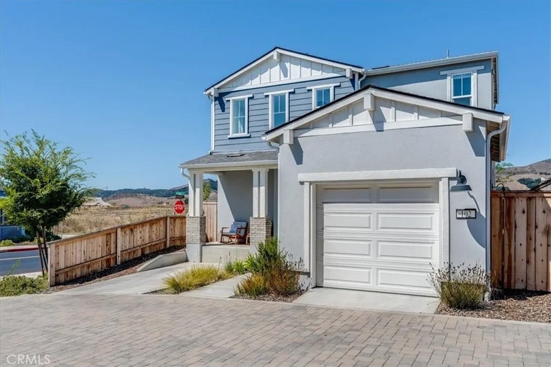 102 Earthwood