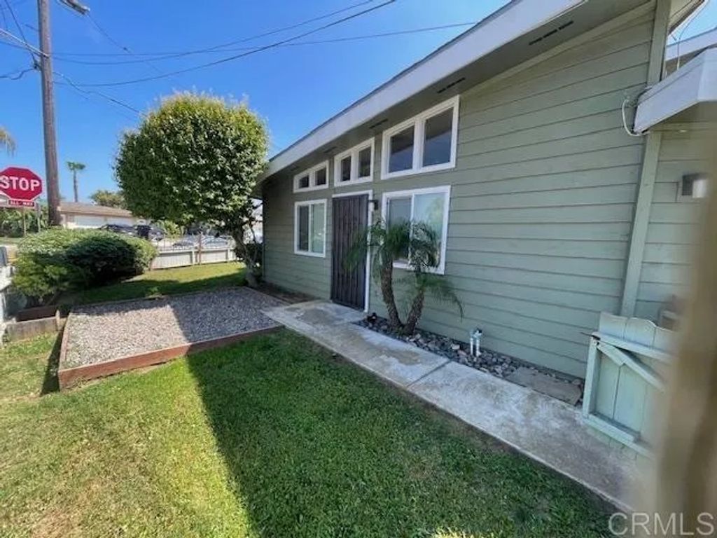 Photo of 769 Magnolia Ave #A, Carlsbad, CA 92008 (MLS # NDP2602742)