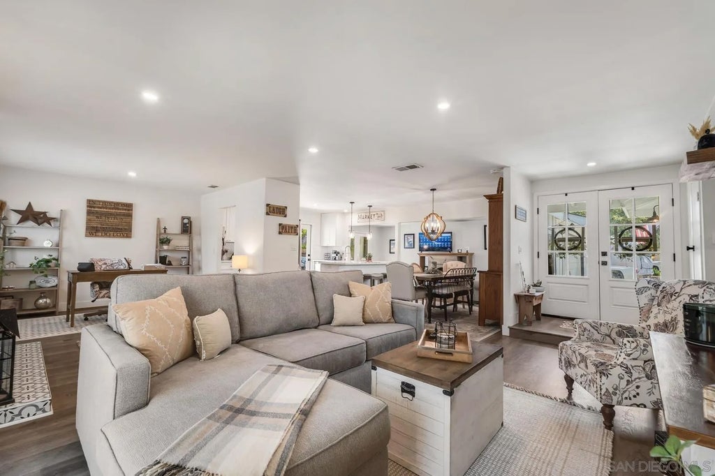 Photo of 8816 Wigwam CT, Santee, CA 92071 (MLS # 260024316)