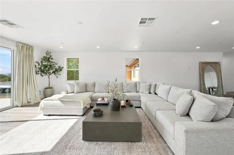 22443 Wybenga Lane