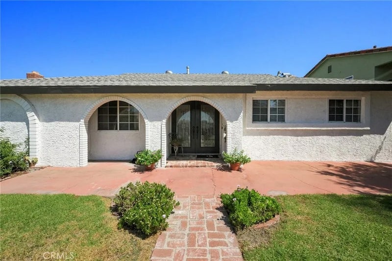 1001 Highland Court