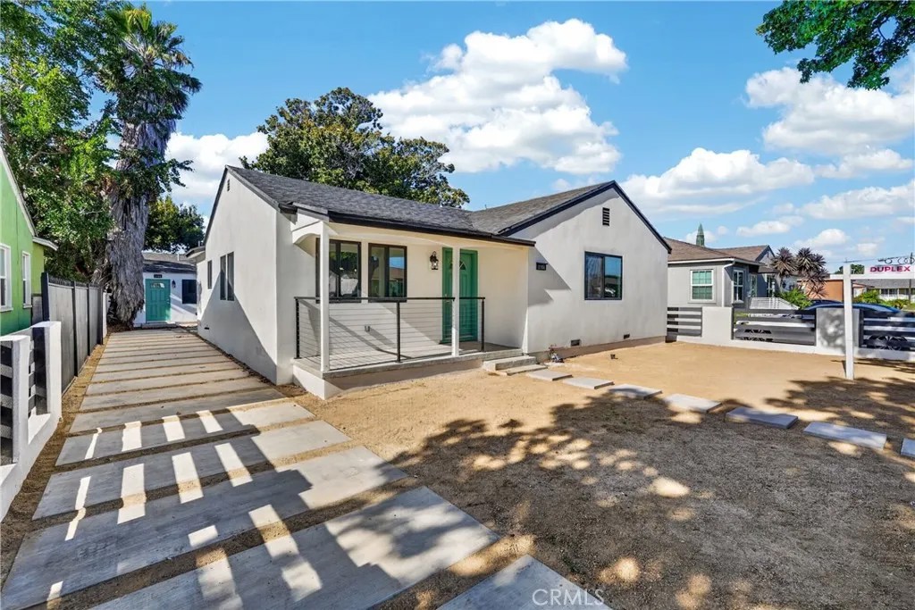 2106 W 94th Pl