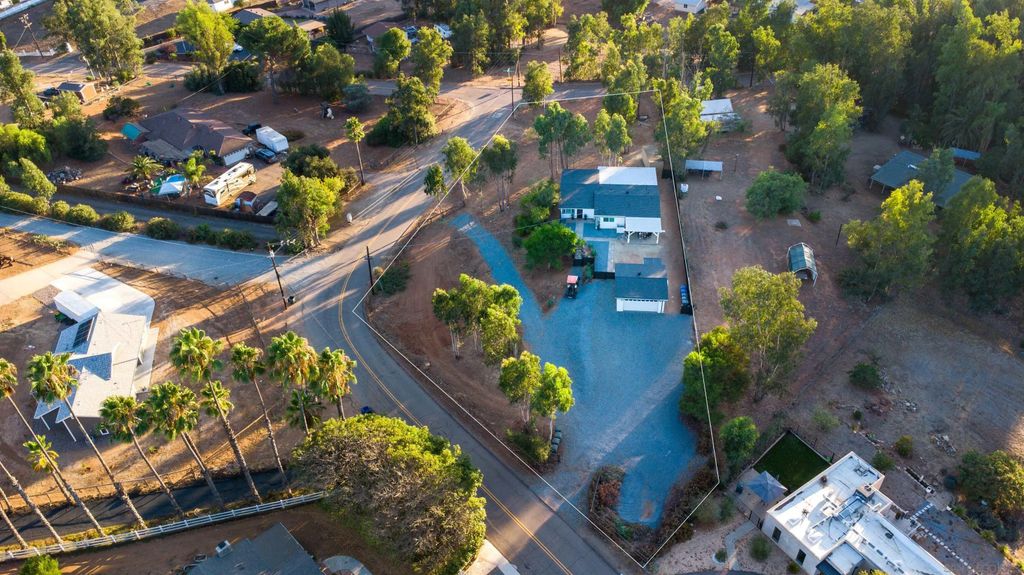 Photo of 11534 Manzanita Rd, Lakeside, CA 92040 (MLS # 250038919)