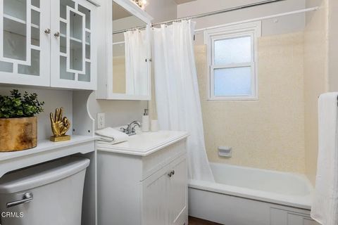 Tiny photo for 3712 El Caminito, Glendale, CA 91214 (MLS # P1-24680)