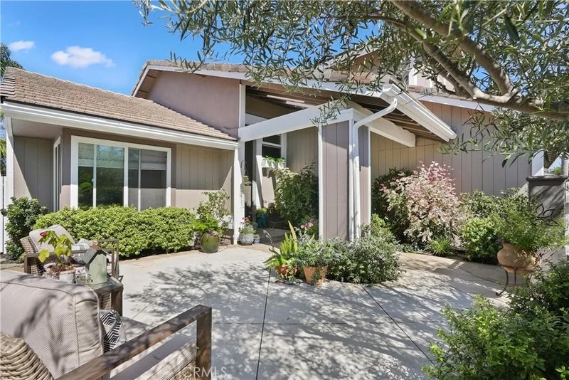 5771 Grimsby Drive