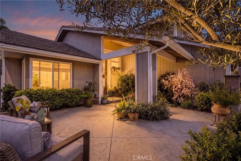 5771 Grimsby Drive
