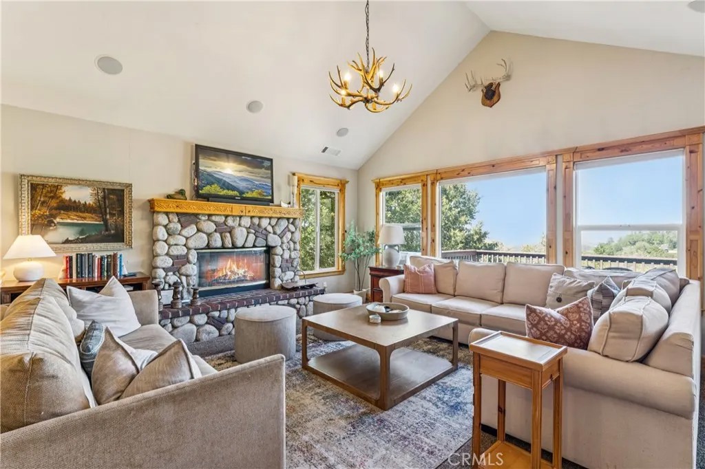 1232 Aleutian Drive