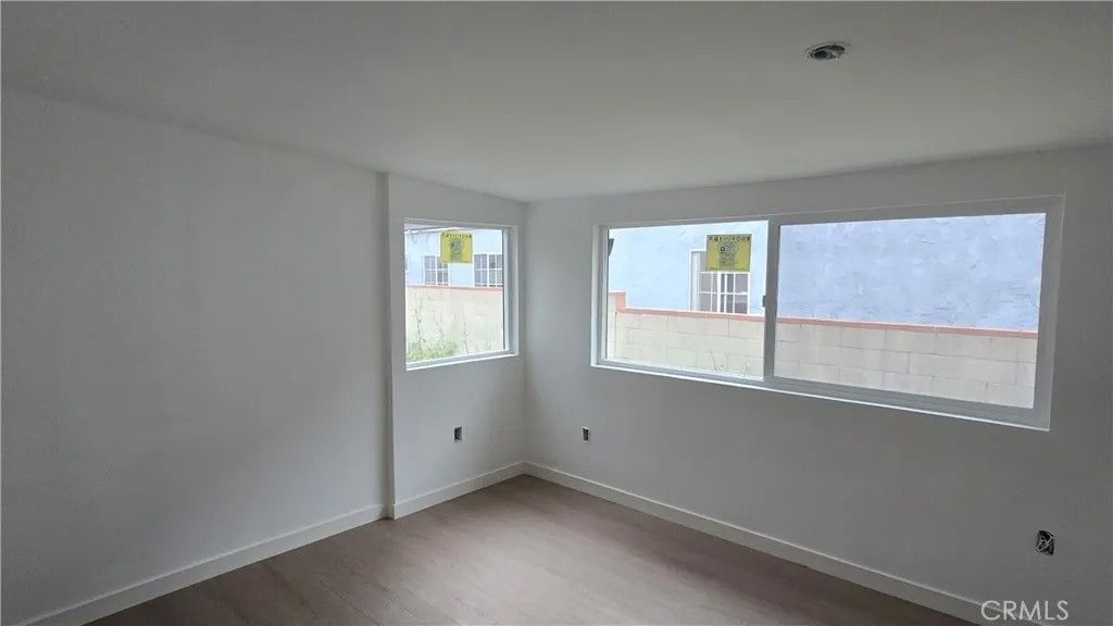 Photo of 2187 E Villa St, Pasadena, CA 91107 (MLS # DW26072055)