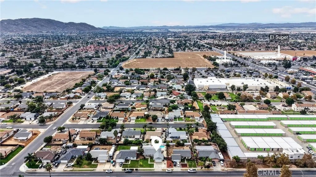 25159 Bay