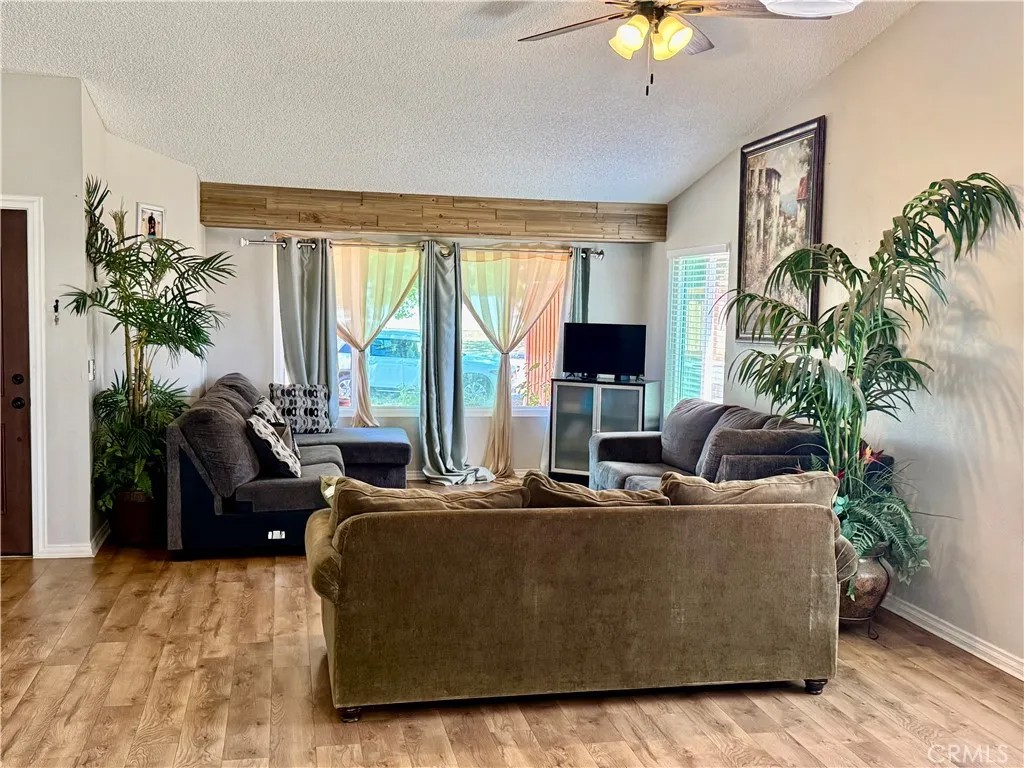 38229 Mentor Court