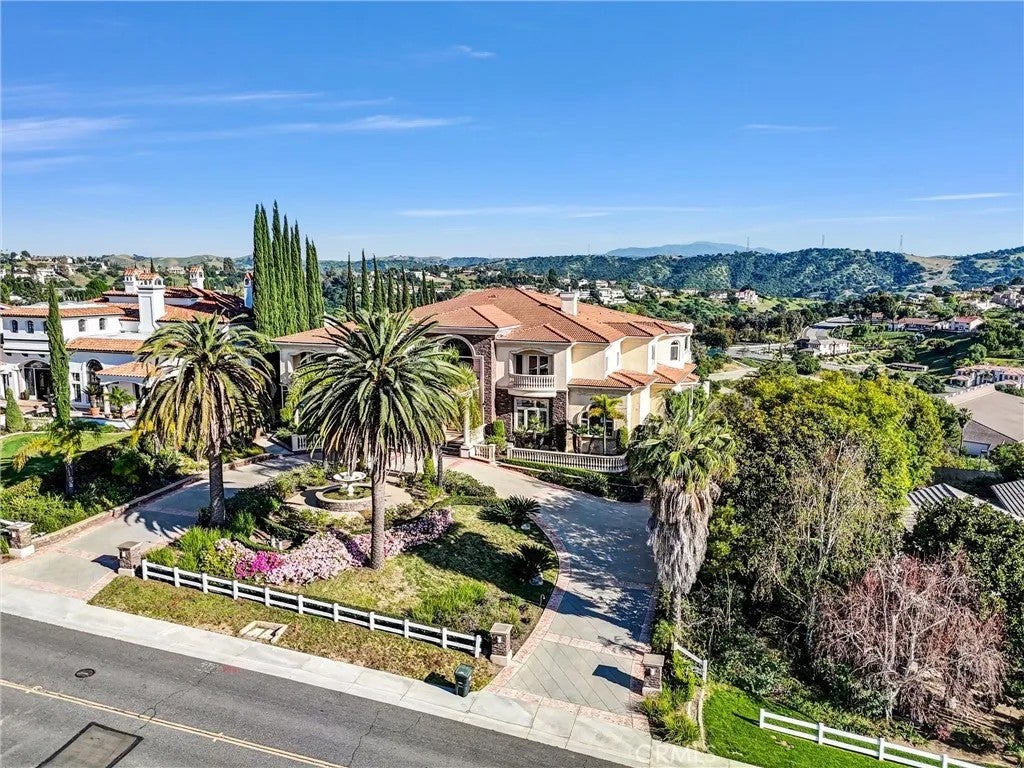 22588 Ridge Line Road
