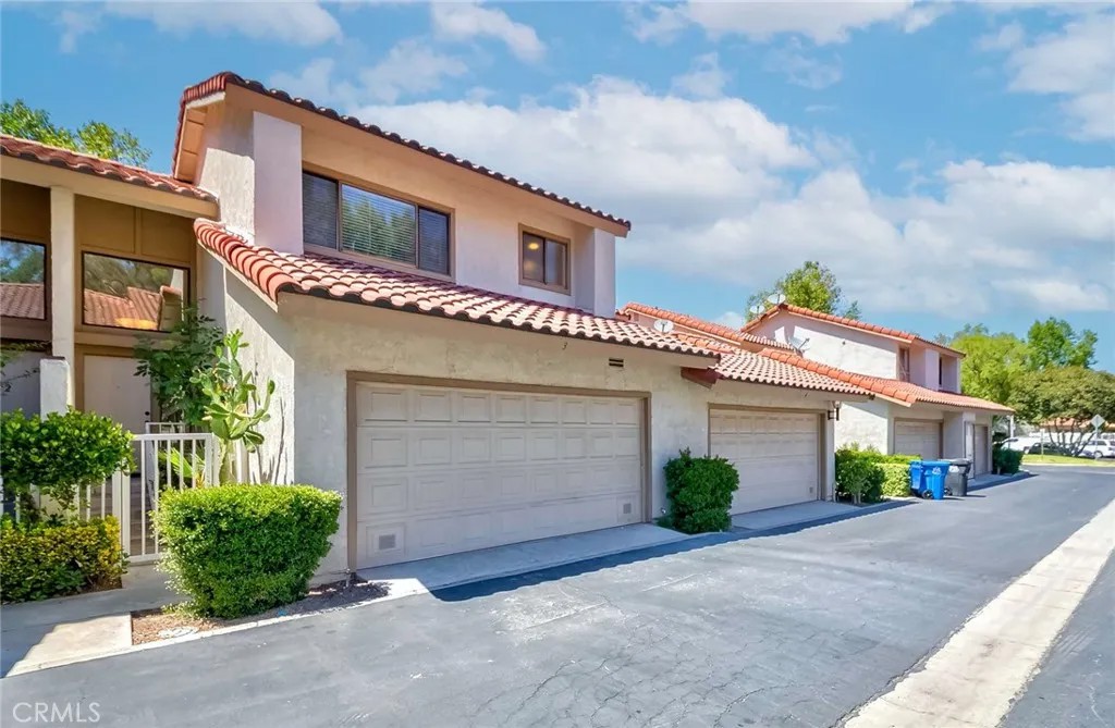 1325 Solera Lane 3