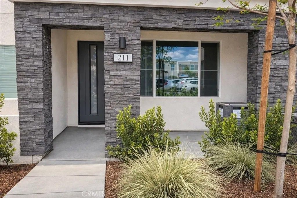 Photo of 211 Baluster, Irvine, CA 92618 (MLS # OC26079886)