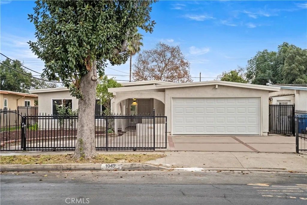 Photo of 1042 Vineland Ave, La Puente, CA 91746 (MLS # AR25279905)